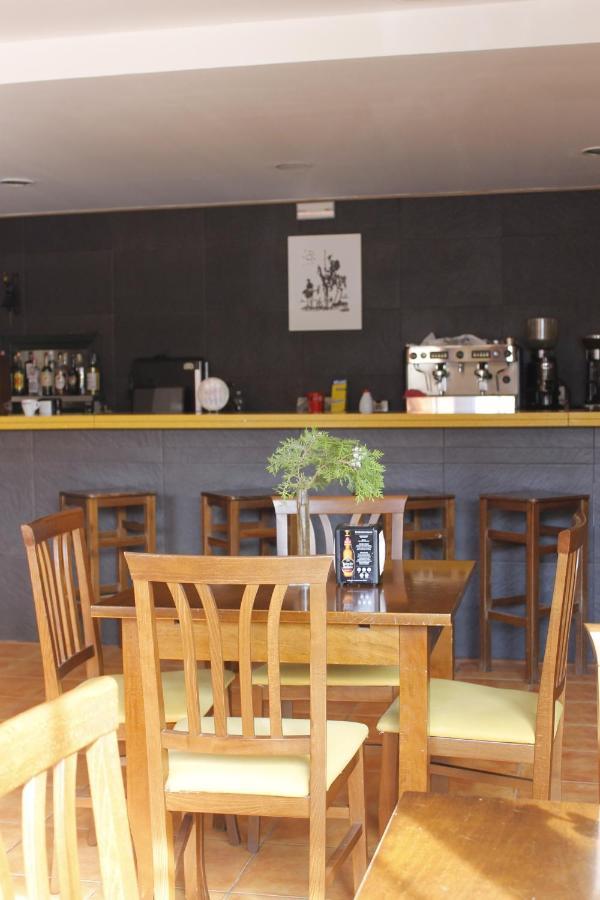 Hostal Restaurante Bustos Villarrubio Екстер'єр фото