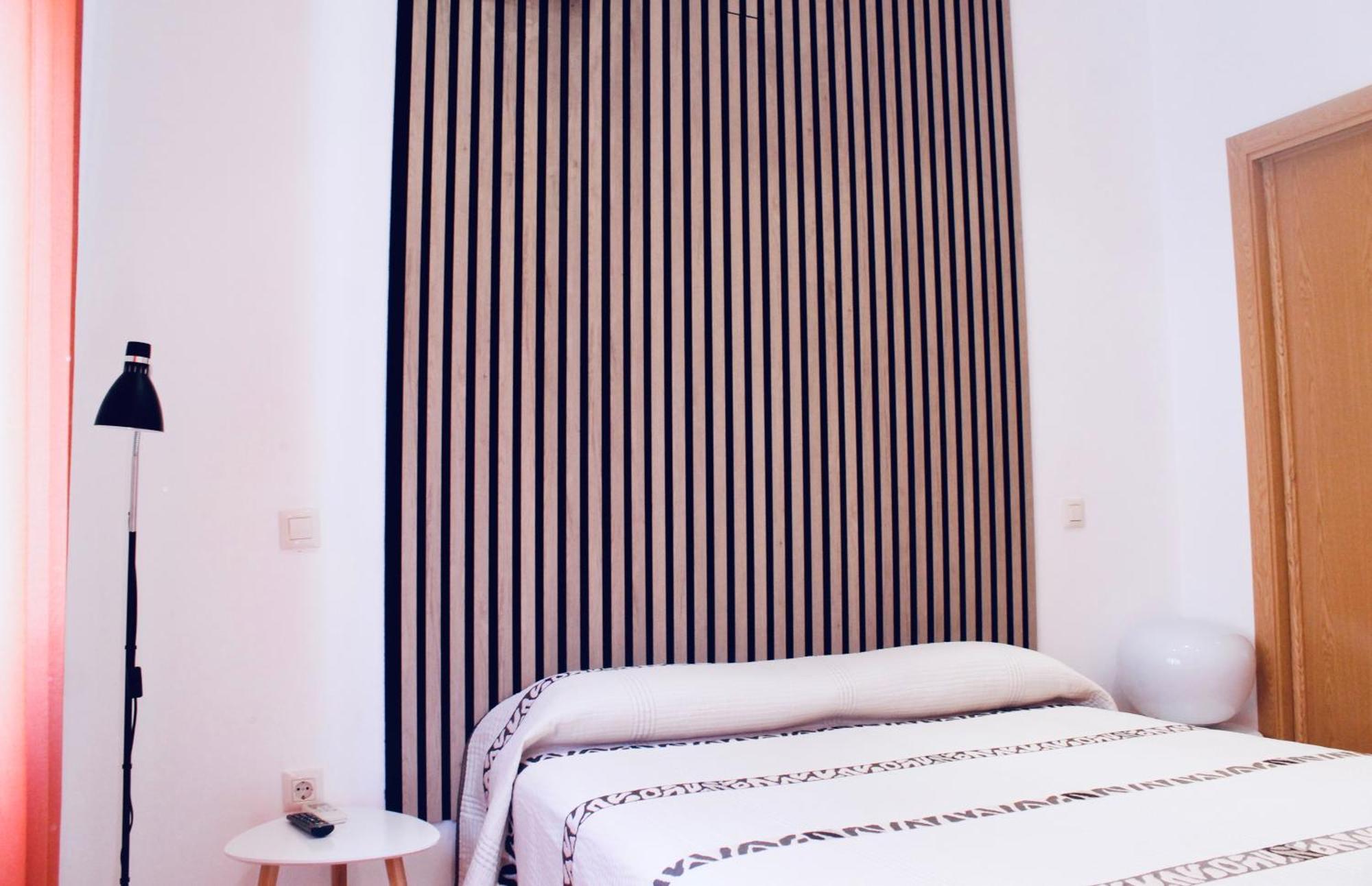 Hostal Restaurante Bustos Villarrubio Екстер'єр фото